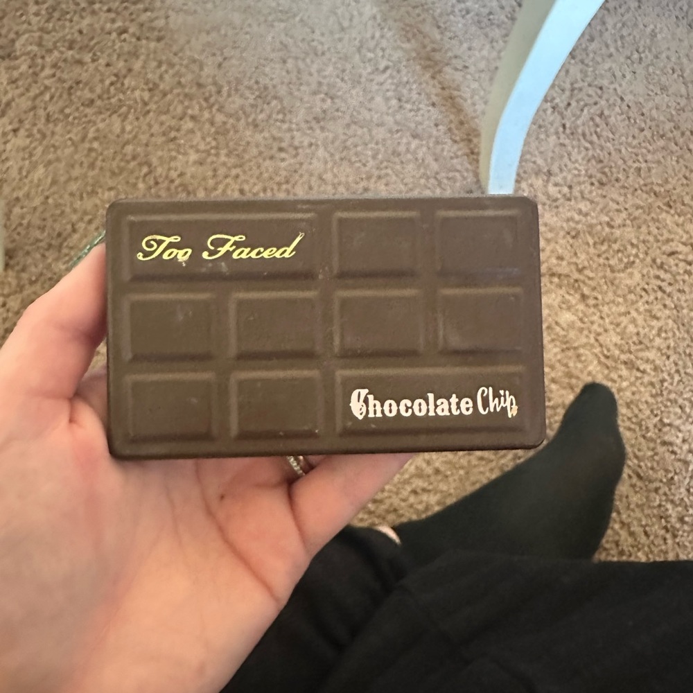 Too Faced Chocolate Chip Palette